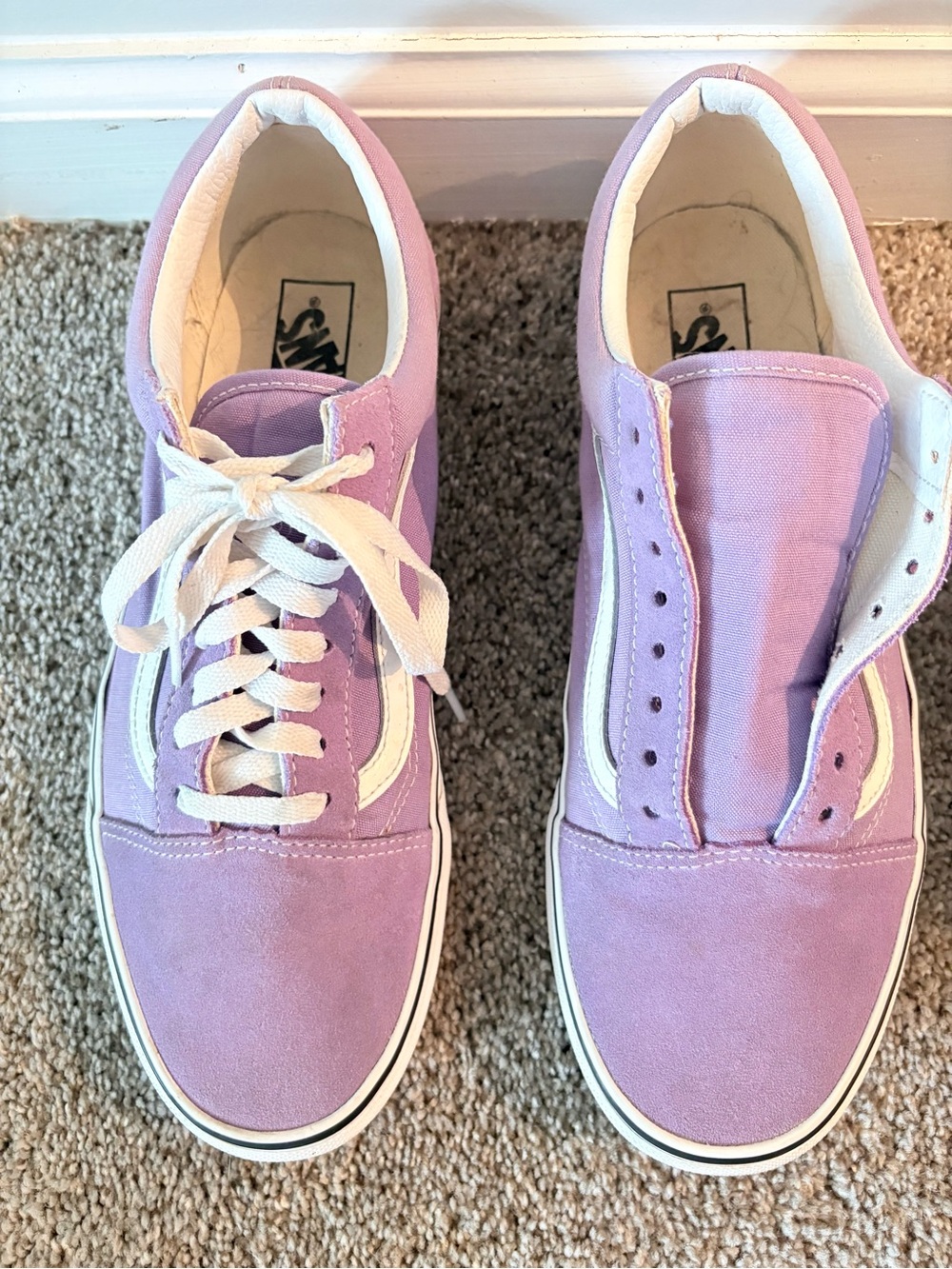 Vans - Picture 7 of 9